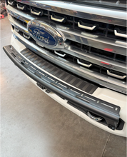 Load image into Gallery viewer, 2023+ FORD F-250 SUPER DUTY FRONT LIGHT MOUNT KIT (STOCK BUMPER)